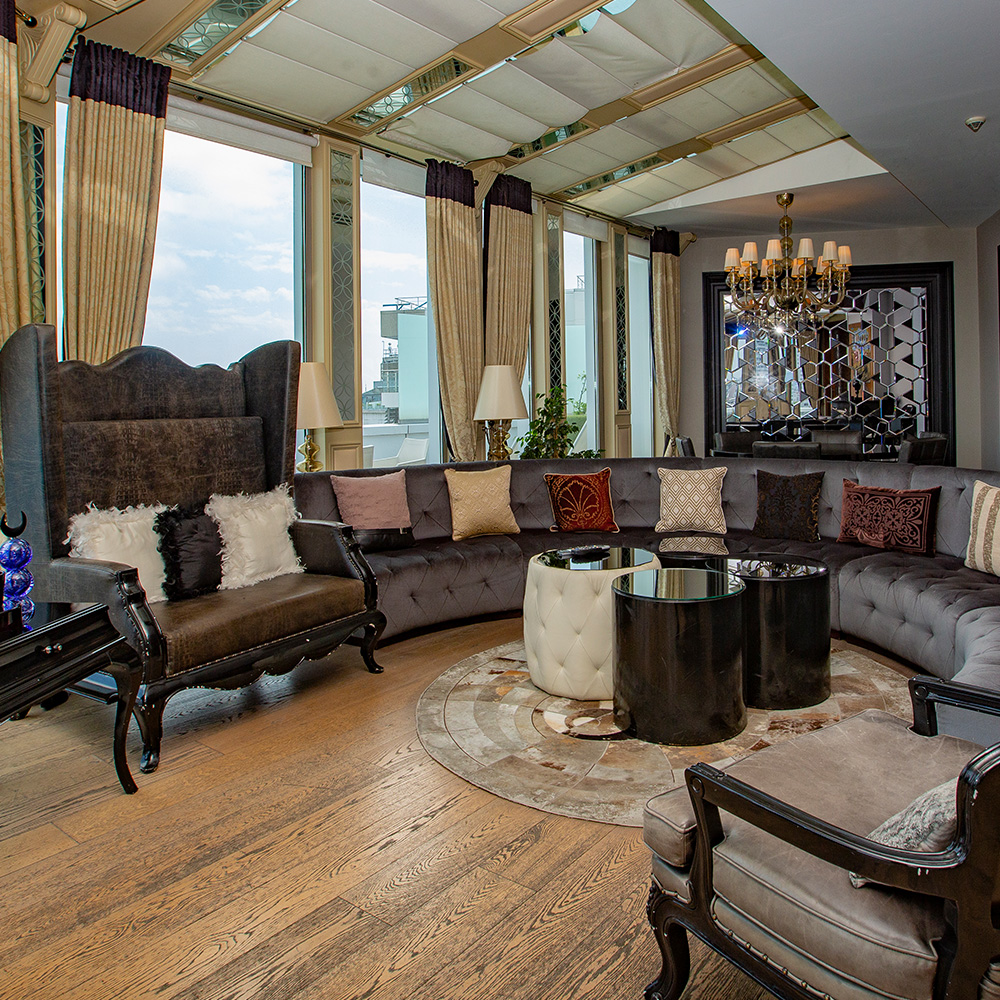 _0001s_0014_Penthouse King 16