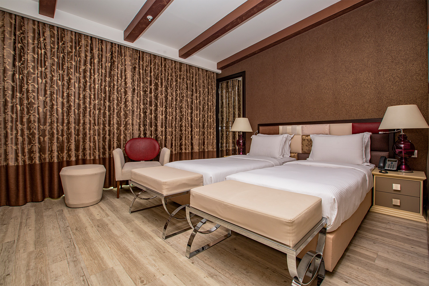 _0007s_0001_DELUXE TWIN ROOM