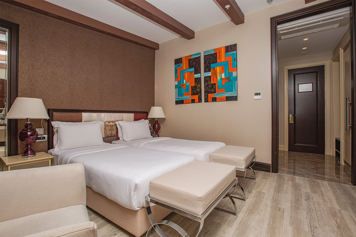 _0007s_0002_DELUXE TWIN ROOM