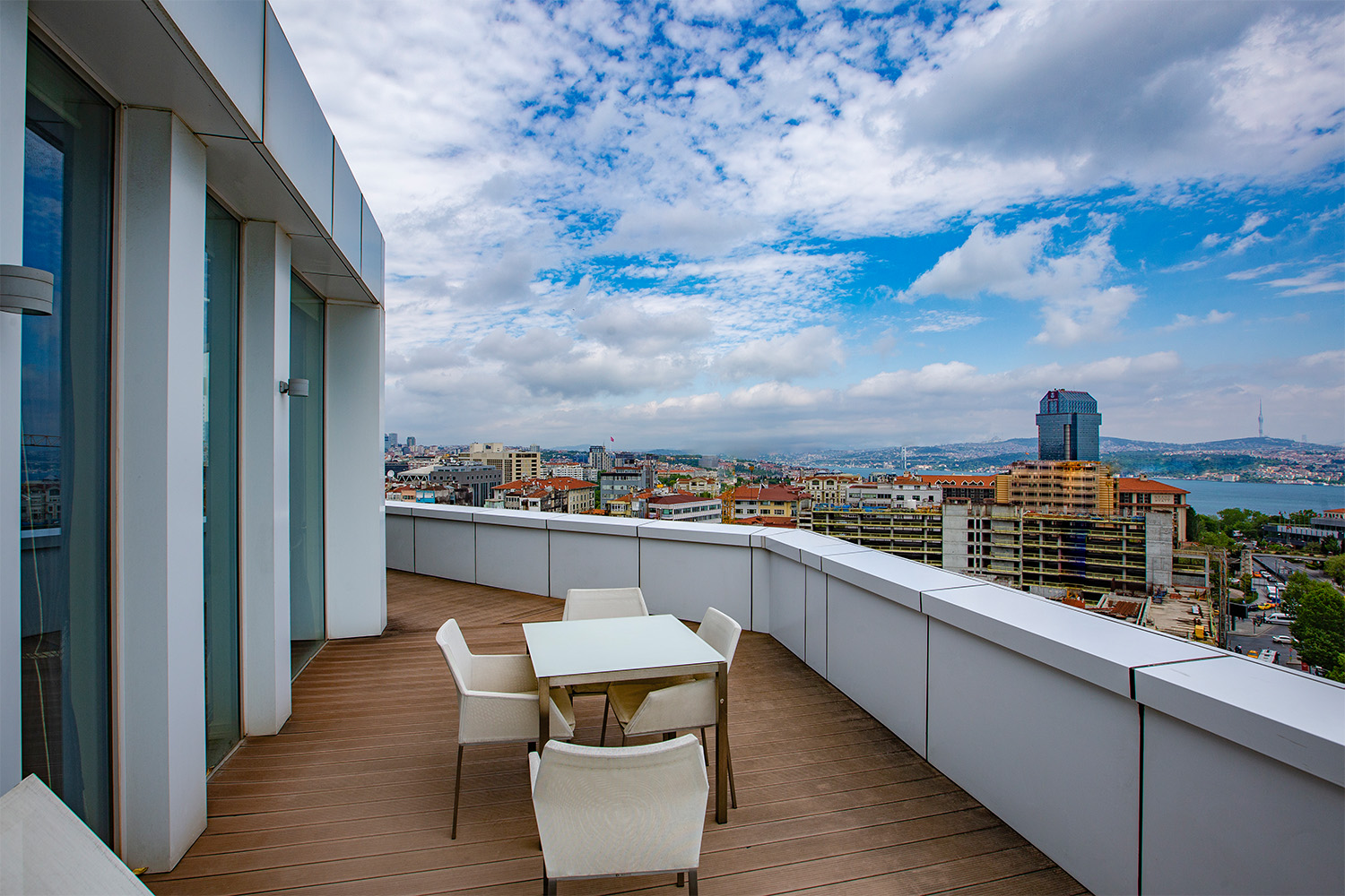 _0016_Penthouse King 19