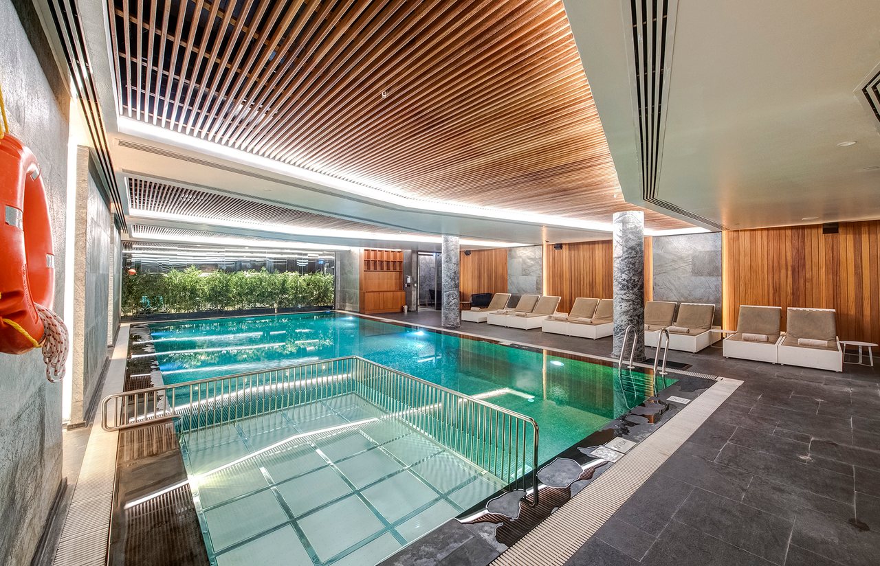 Elysium Spa kapalı havuz